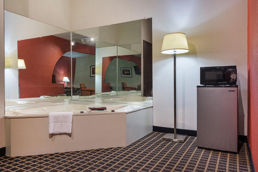 Quality Inn Commerce At I-85 Esterno foto